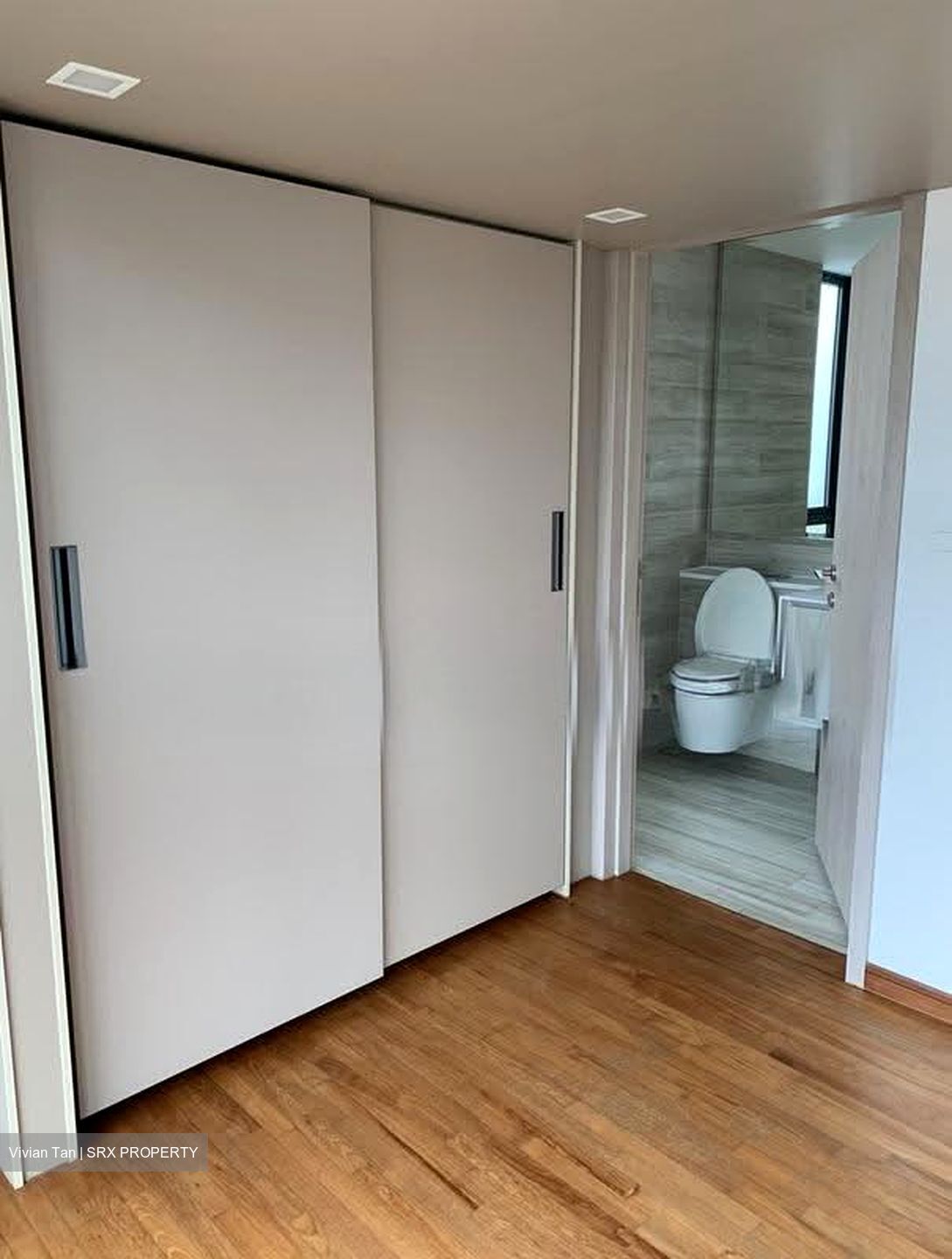 J Gateway (D22), Condominium #637584421